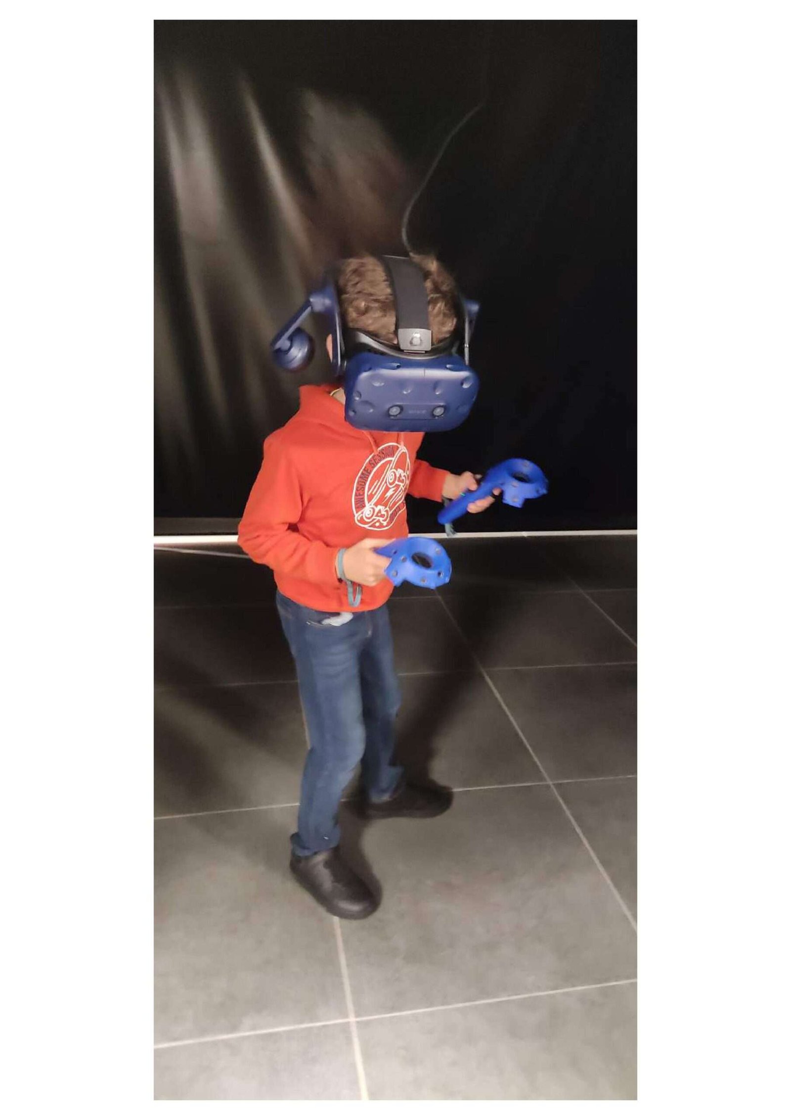 enfants 9 ans vr enfants de 9 ans jouant en réalité virtuelle